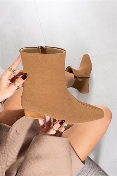 CARLA Taba Süet Görünümlü Düşük Topuk Kadın Bot – Rahat Giyim , Zarif Tasarım