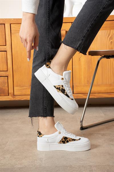 LİKA Beyaz-Leopar Suni Deri Kadın Sneakers