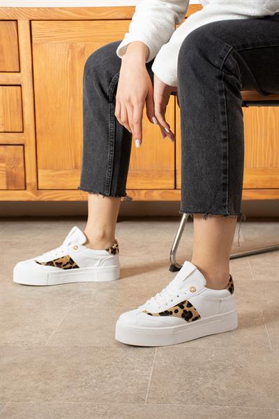 LİKA Beyaz-Leopar Suni Deri Kadın Sneakers