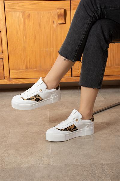 LİKA Beyaz-Leopar Suni Deri Kadın Sneakers