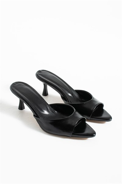 Loren Siyah Suni Deri Kadın Topuklu Terlik