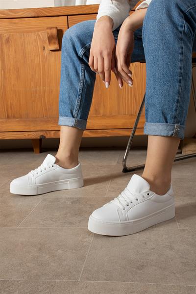 PAKA Beyaz Suni Deri Kadın Sneakers