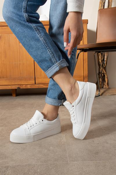 PAKA Beyaz Suni Deri Kadın Sneakers