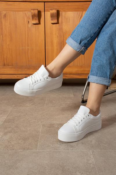 PAKA Beyaz Suni Deri Kadın Sneakers