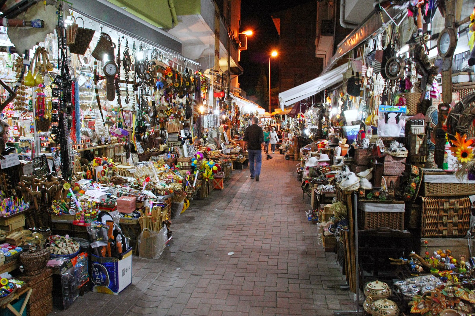 Çekiciler Çarşısı