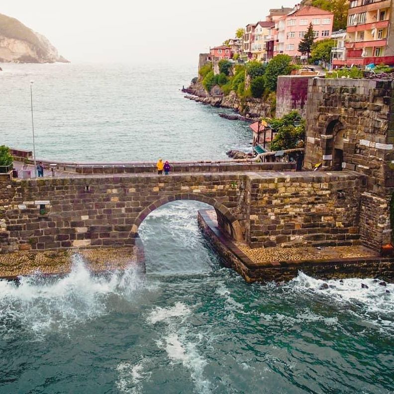 Kemere Köprüsü ve Tavşan Adası