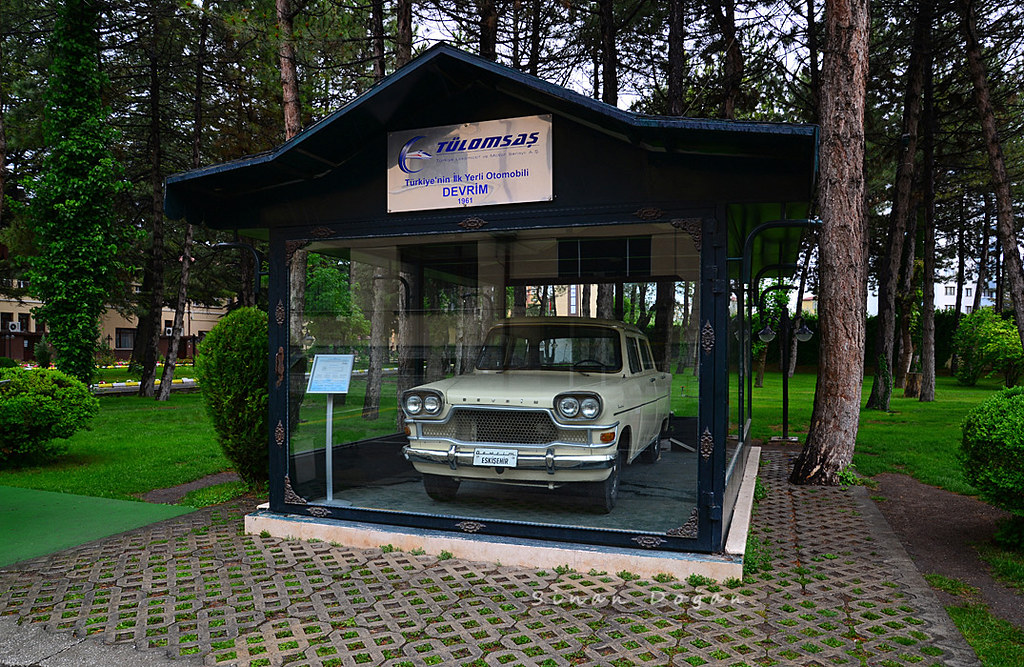 Tülomsaş Müzesi (Devrim Arabaları Müzesi)