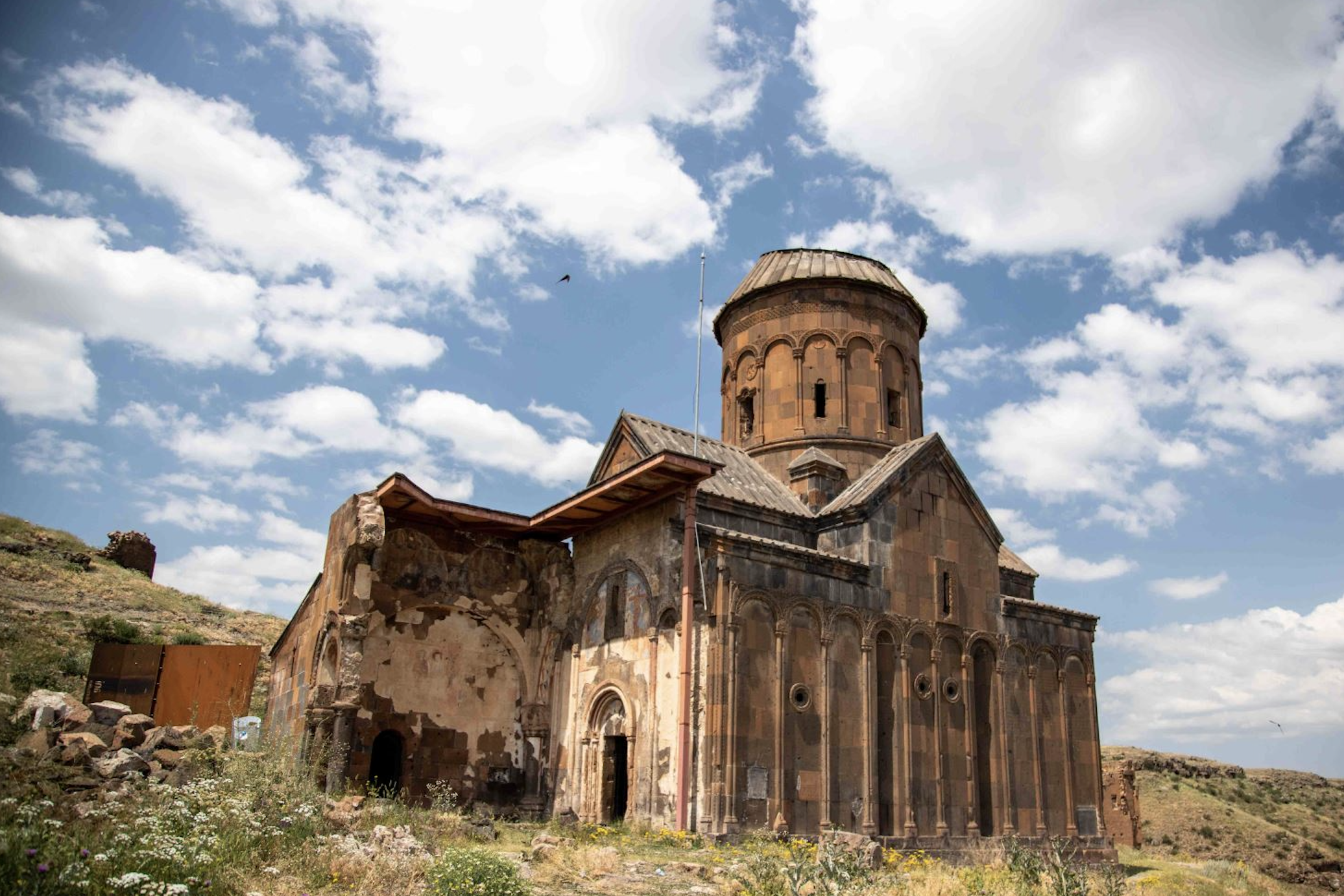 Tigran Honents Kilisesi