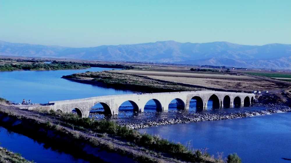 Tarihi Murat Köprüsü
