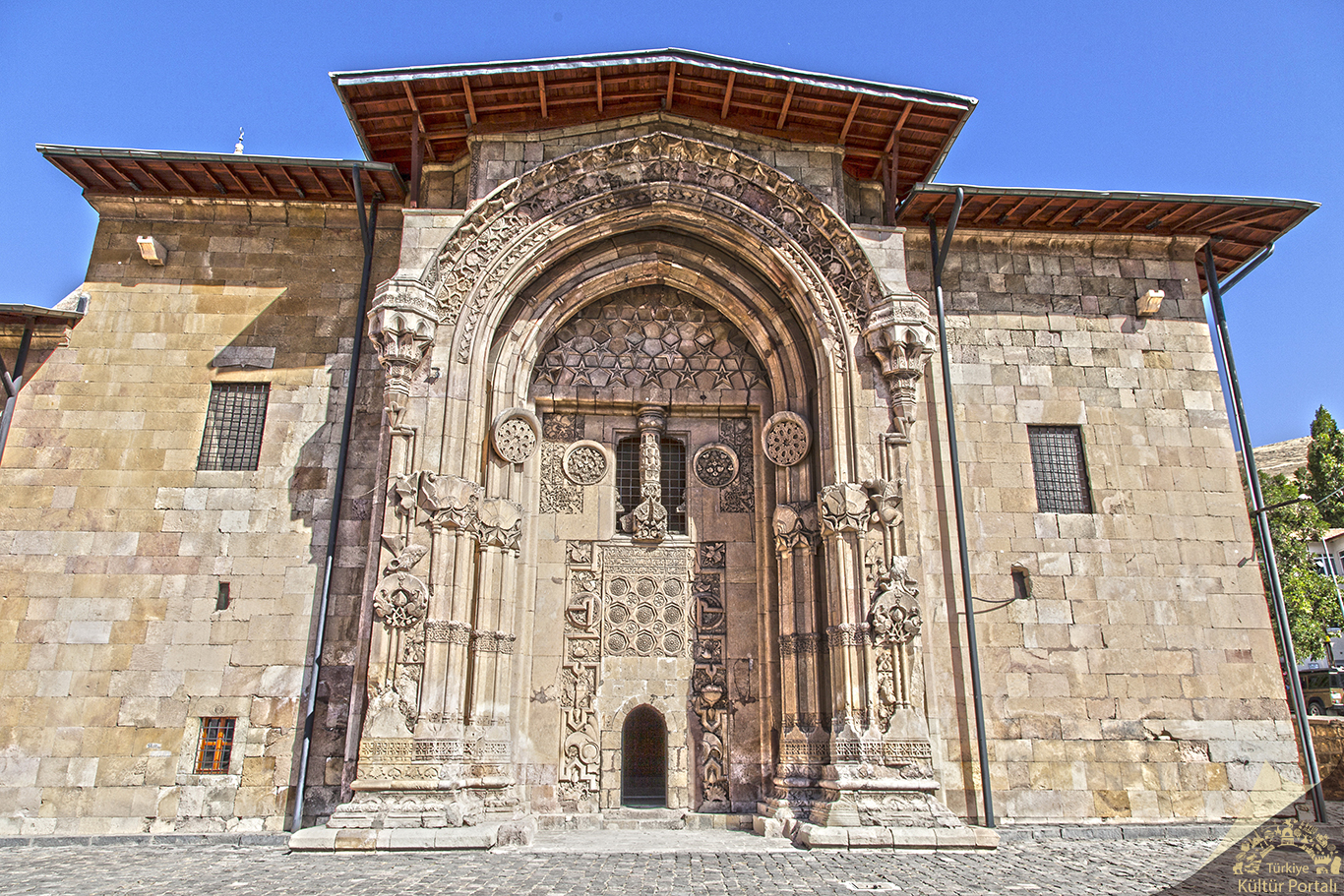 Divriği Ulu Camii ve Darüşşifası