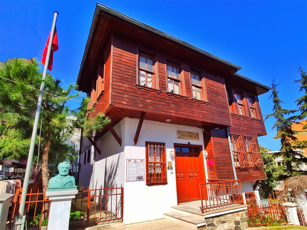 Namık Kemal Evi