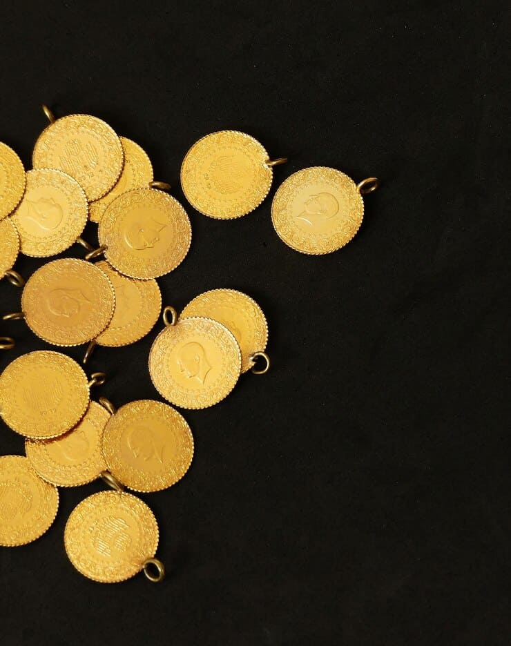 Gram Altın mı Çeyrek Altın mı? Hangisi Daha Karlı Yatırım Aracı?