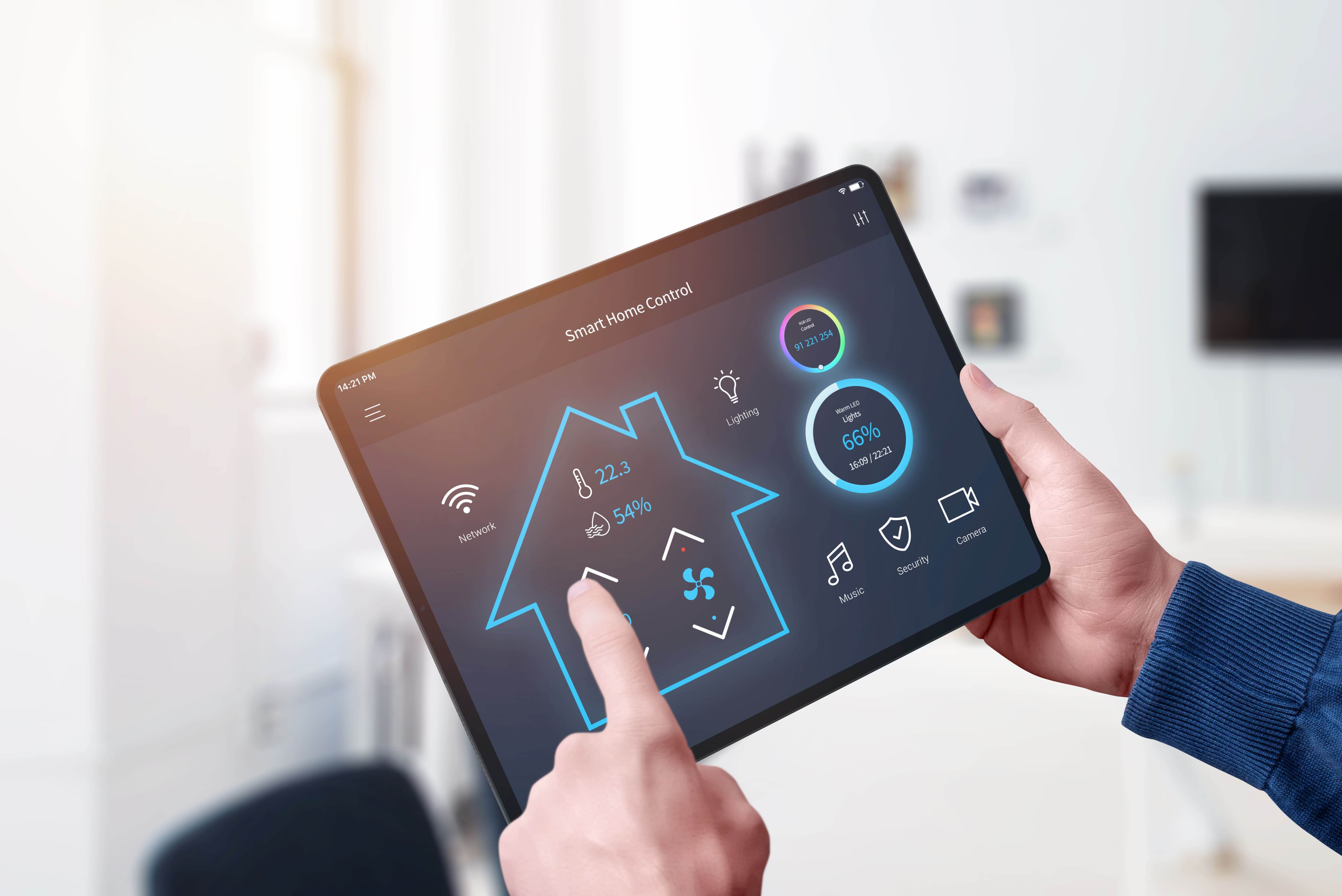IoT ve Akıllı Enerji Yönetimi: Enerji Tüketimini Optimize Etmek İçin Teknolojik Çözümler