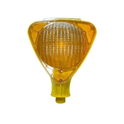 Üçgen Sarı Solar Flaşörlü 100 cm Delinatör Seti2101-9500Üçgen Sarı Solar Flaşörlü 100 cm Delinatör Seti