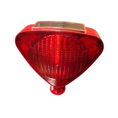 Üçgen Sarı Solar Flaşörlü 100 cm Delinatör Seti2101-9500-KÜçgen Kırmızı Solar Flaşörlü 100 cm Delinatör Seti