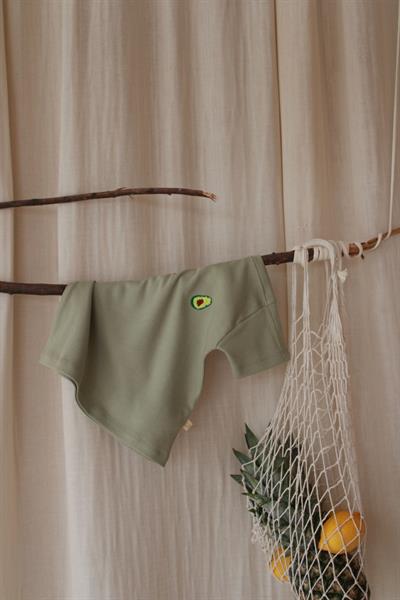 Avokado Nakışlı Oversize T-shirt