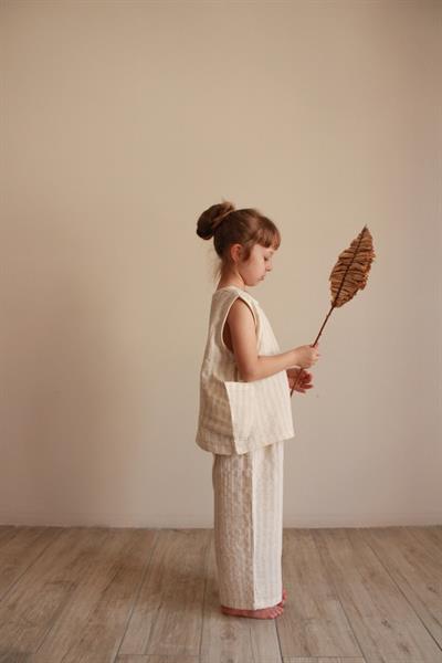 Bej Çizgili Asimetrik Cepli Müslin Takım