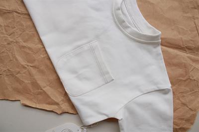 Bej Dikiş Detaylı Asimetrik T-shirt