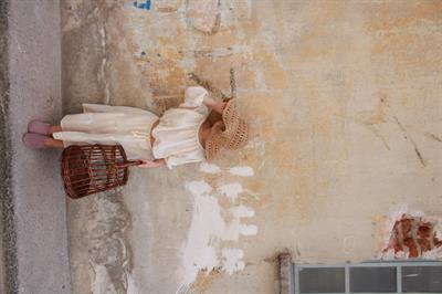 Bej Düşük Omuz Bluzlu Etek Takım