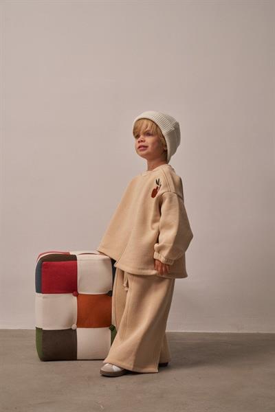 Bej Omuz Nakışlı Asimetrik Detaylı Alt Üst Takım