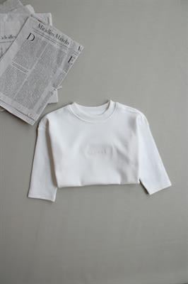 Beyaz Nakışlı Oversize  Uzun Kollu T-shirt
