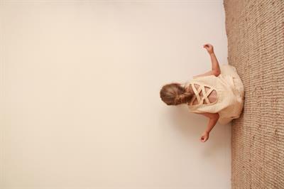 Fularlı Pastel Sarı Çizgili Çapraz Şerit Detaylı Müslin Takım