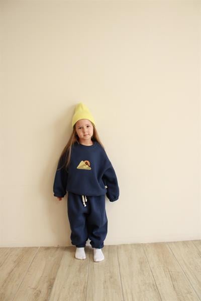 İndigo Dağ Nakışlı Çocuk Alt Üst Takım