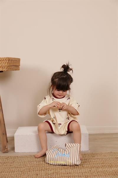 Kiraz Baskılı Oversize Tulum