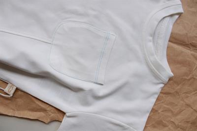 Mavi Dikiş Detaylı Asimetrik T-shirt