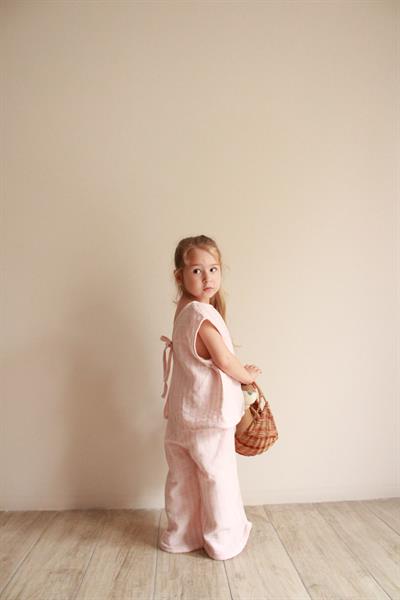 Pembe Çizgili Sırt Detaylı Müslin Takım