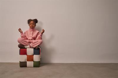 Pembe Dik Yaka Eşofman Takım