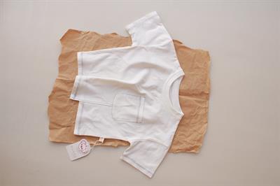 Siyah Dikiş Detaylı Asimetrik T-shirt