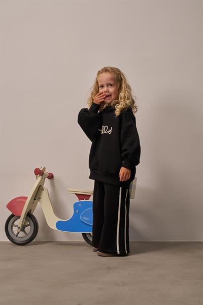 Siyah Hello Nakışlı Alt Üst Takım