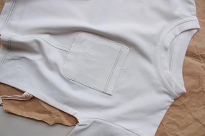 Yeşil Dikiş Detaylı Asimetrik T-shirt