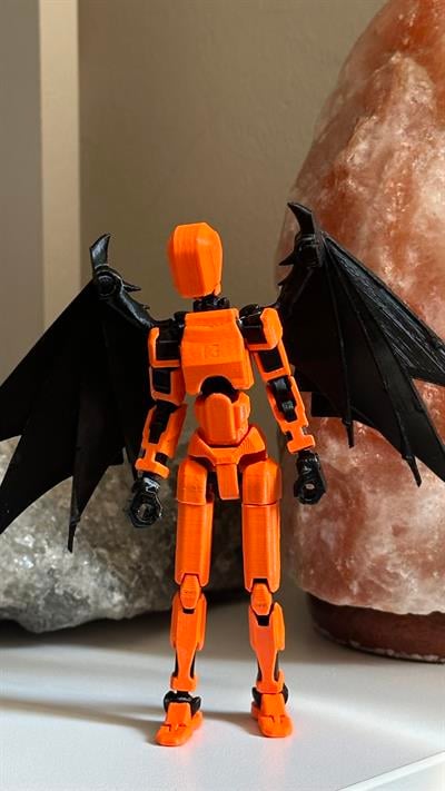 Lucky 13 Aksiyon Figürü Robot Oyuncak 13cm Kadın Lucky 13 ve Yarasa Kanat Seti