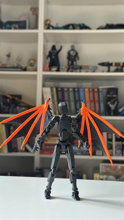 Lucky 13 Aksiyon Figürü Robot Oyuncak 13 cm Siyah Siyah ve Turuncu Yarasa Kanat
