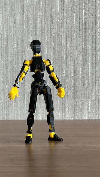 Lucky 13 Aksiyon Figürü Robot Oyuncak 13cm Siyah Sarı