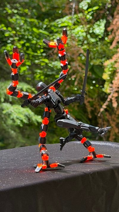 Lucky 13 Aksiyon Figürü Robot Oyuncak 13cm Siyah ve Turuncu Mekanik Kol Eklenti Seti