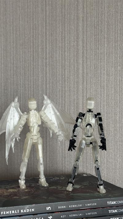 Lucky 13 Aksiyon Figürü Robot Oyuncak 13cm Şefaf 2'li Yarasa Kanat ve Lucky 13 Seti