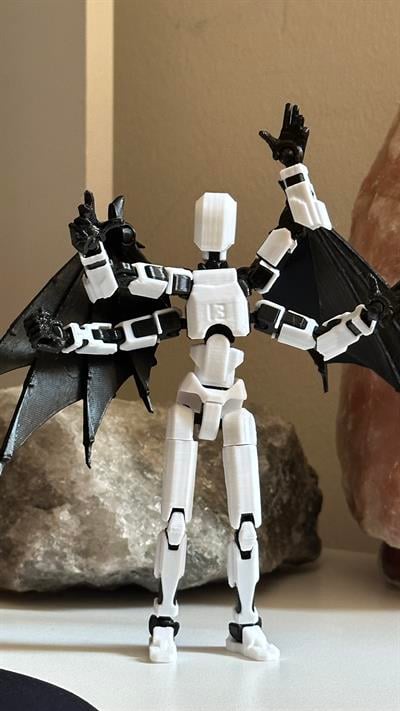 Lucky 13 Aksiyon Figürü Robot Oyuncak 13cm Dört Kollu Lucky 13 ve Yarasa Kanat Seti