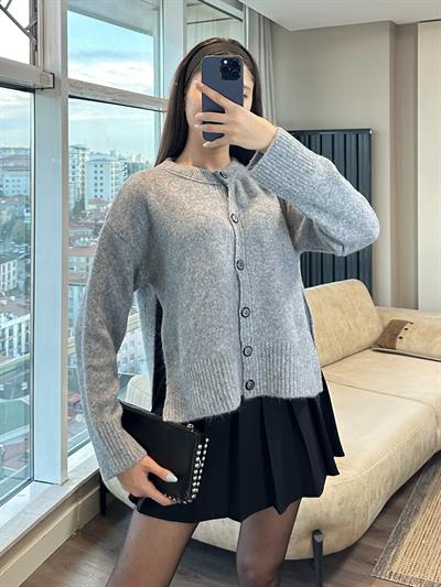 ALARA YANI YIRTMAÇLI YUMOŞ HIRKA-gri