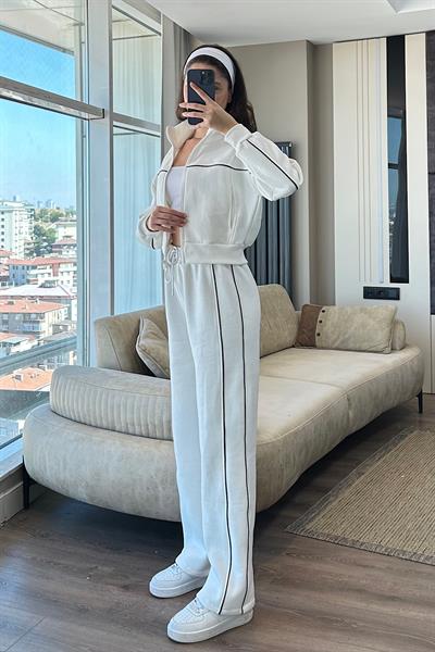 AREL ŞERİTLİ HIRKA TAKIM-Beyaz