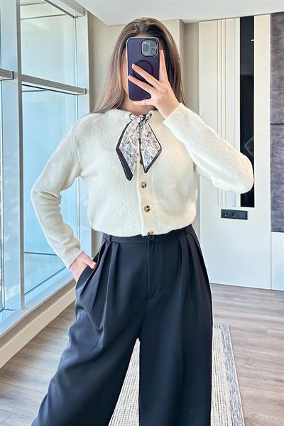 FLARLI YUMUŞAK DOKU HIRKA-Ekru