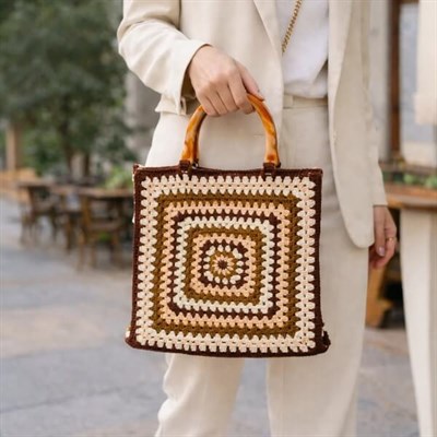 Pastel renklerde canta 