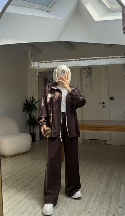 Kontrast Detaylı Oysh Takım Kahverengi Ön Sipariş