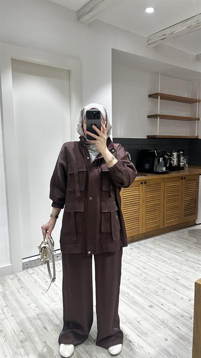 Mia Cep Detaylı Tasarım Takım/Kahverengi 