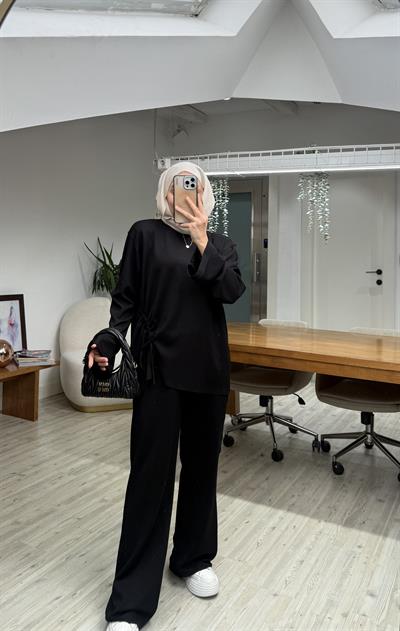 Mukta Büzgü Detaylı Oysh Takım Siyah