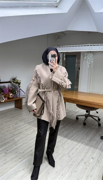 Yeni Helen Saçaklı Kaban Ceket - Bej