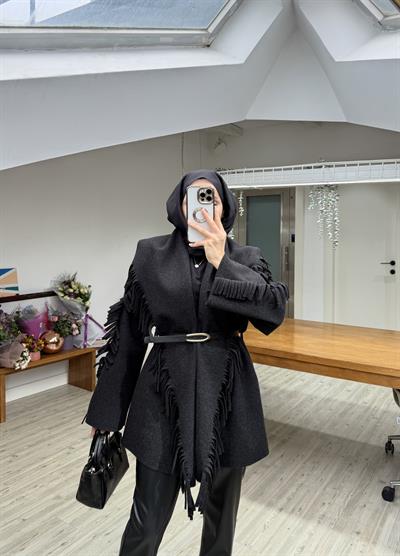 Yeni Helen Saçaklı Kaban Ceket - Siyah