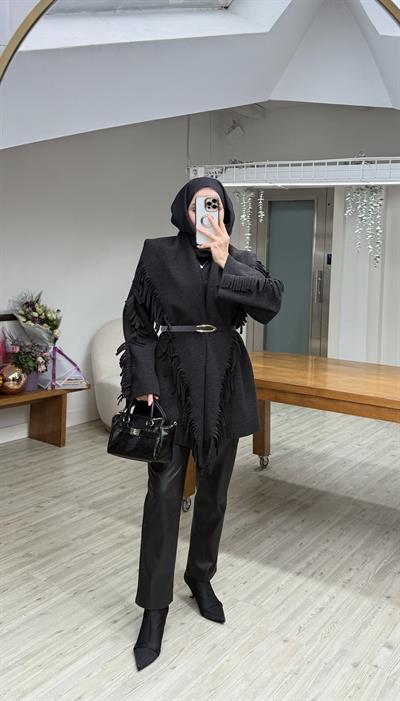 Yeni Helen Saçaklı Kaban Ceket - Siyah
